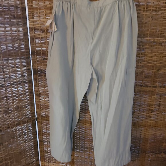 NWT Cynthia Max Relax Cargo Wide Leg Crop Capris Sz L Sage Green VTG USA Made - Picture 5 of 5